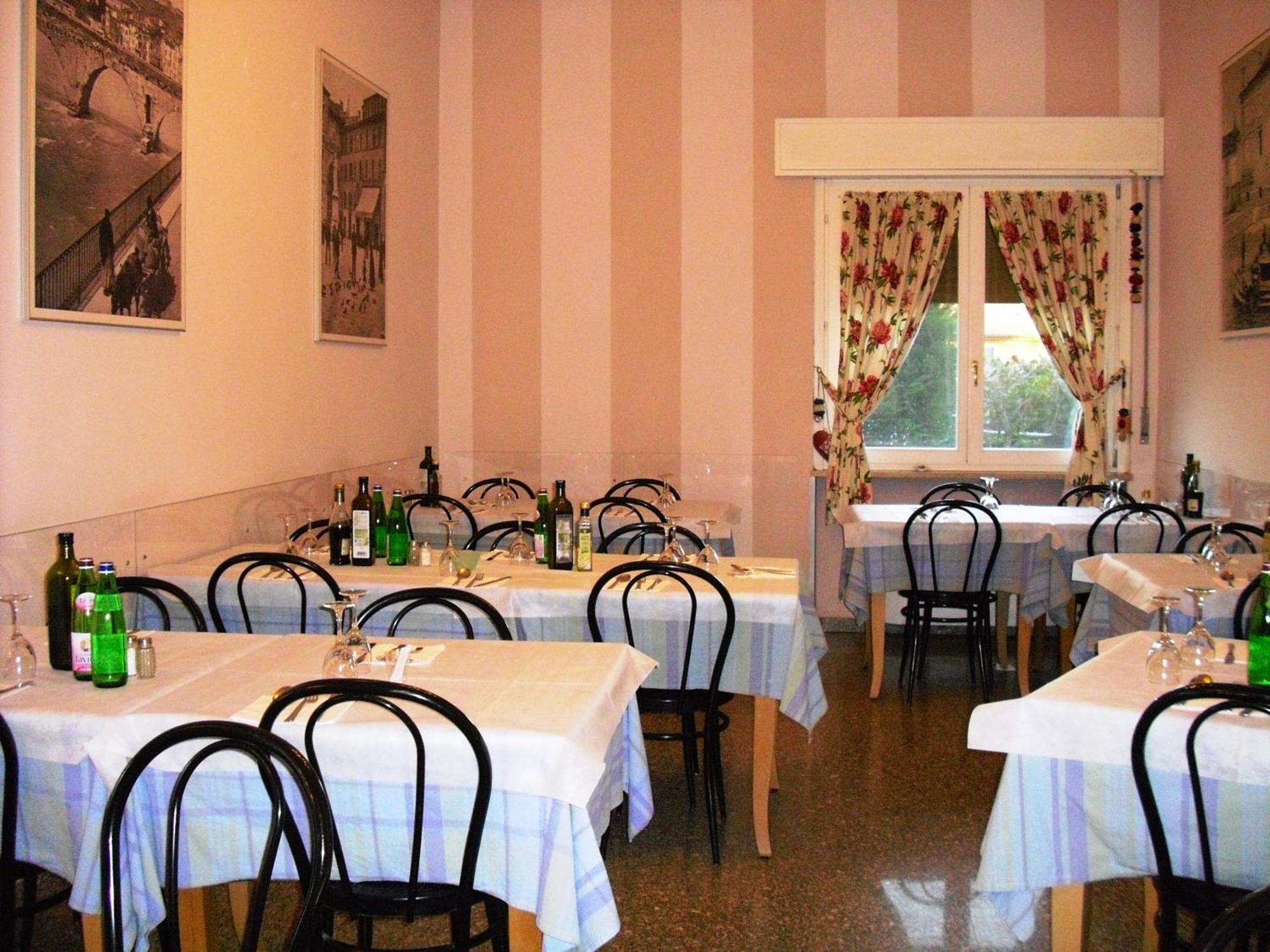 Girelli Sorelle Bussolengo Exteriör bild